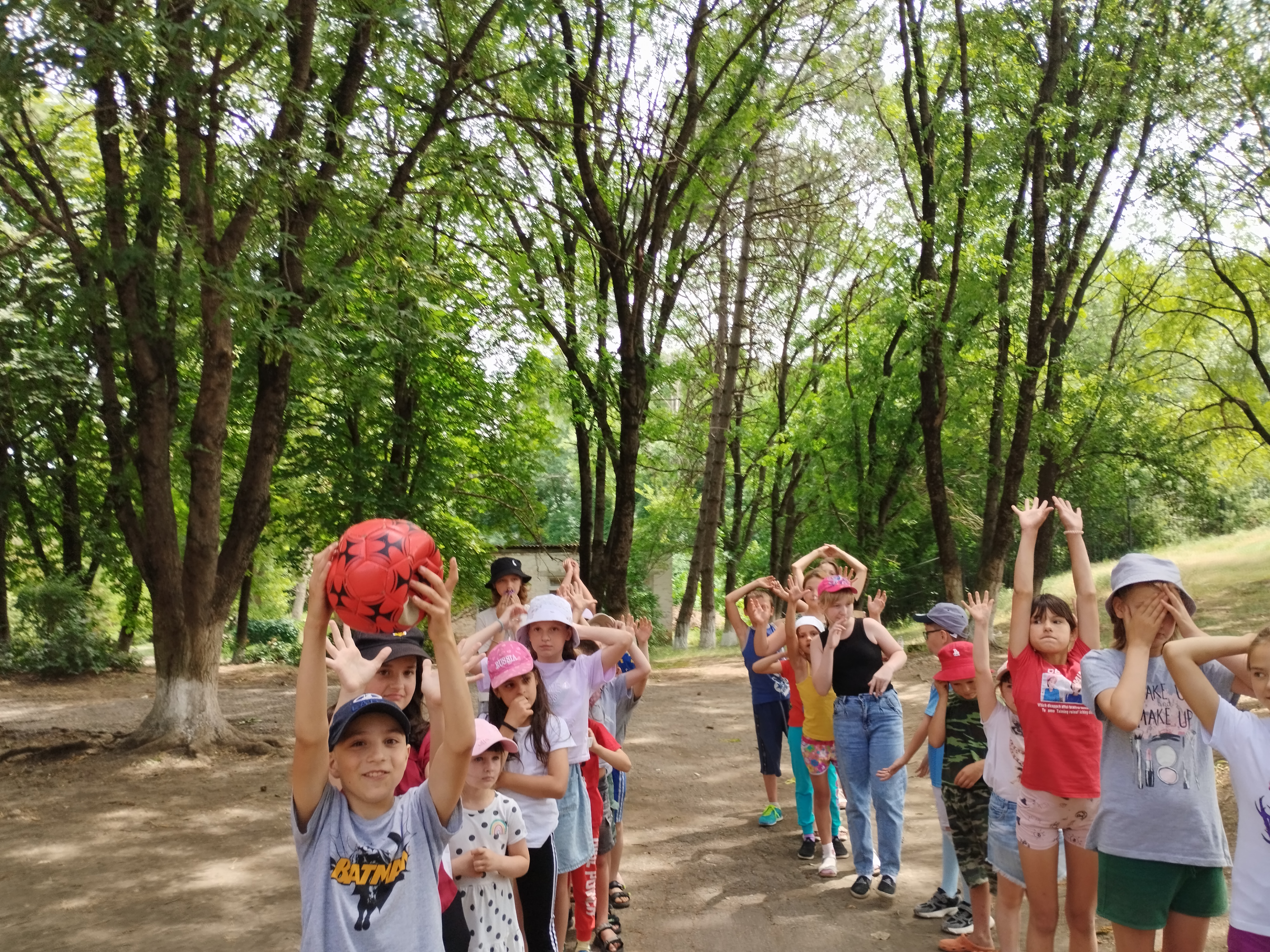 День игрушек.