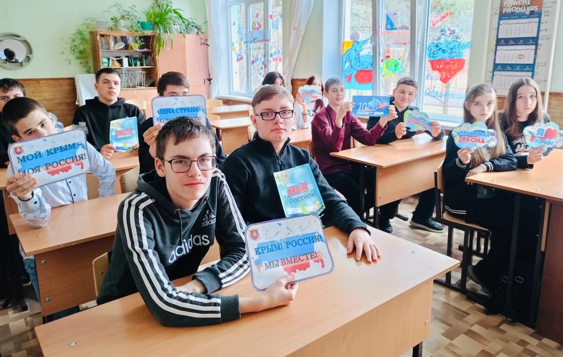Крым и Севастополь: 10 лет в родной гавани.